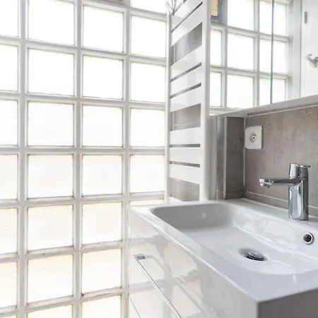 Le Rayon - Vue Sur L'aiguille Et Garage Priv * Etretat