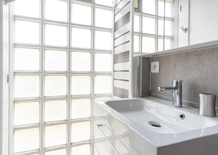 Le Rayon - Vue Sur L'aiguille Et Garage Priv * Etretat